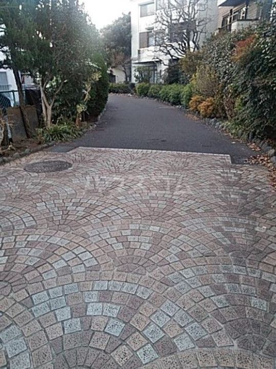 エクセル下馬の周辺