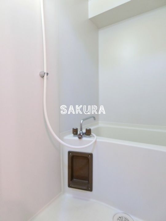 日興パレス横浜西の風呂