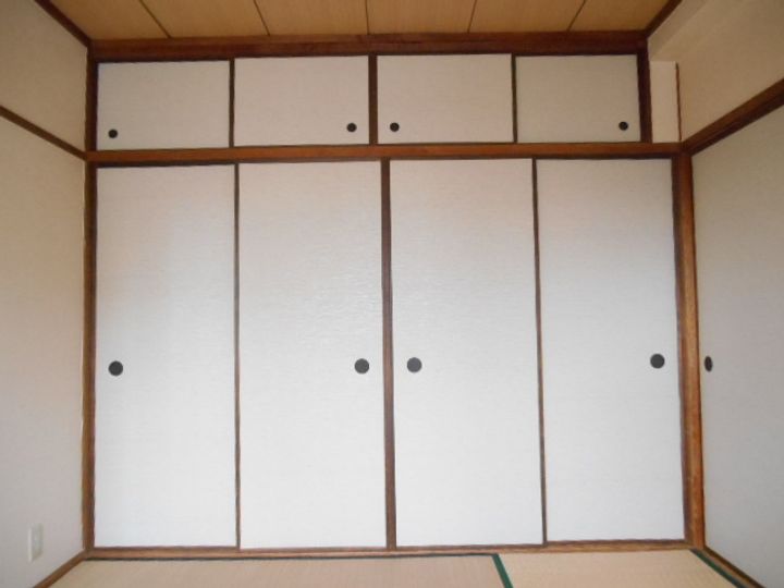 中村マンションの内装