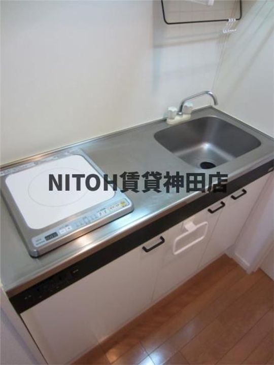 千代田タワーマンションのキッチン