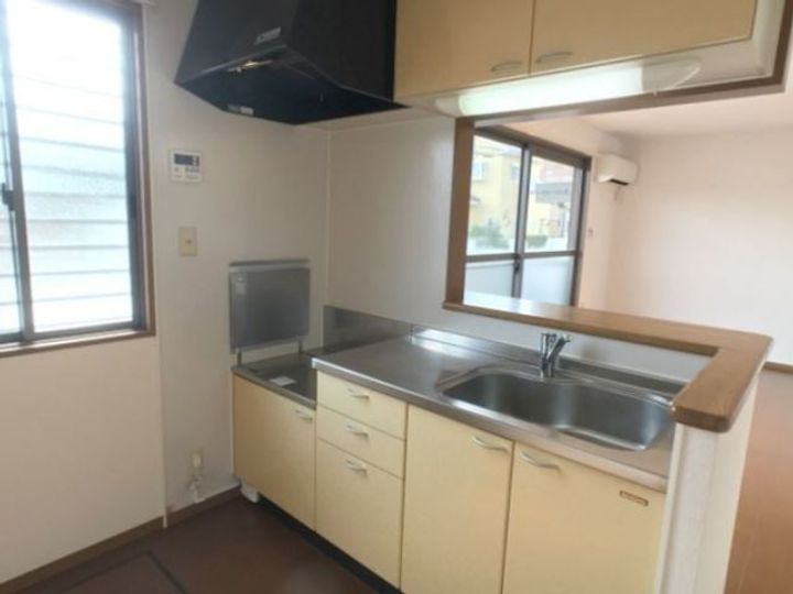 栃木県栃木市岩舟町静(アパート)の賃貸物件のキッチン