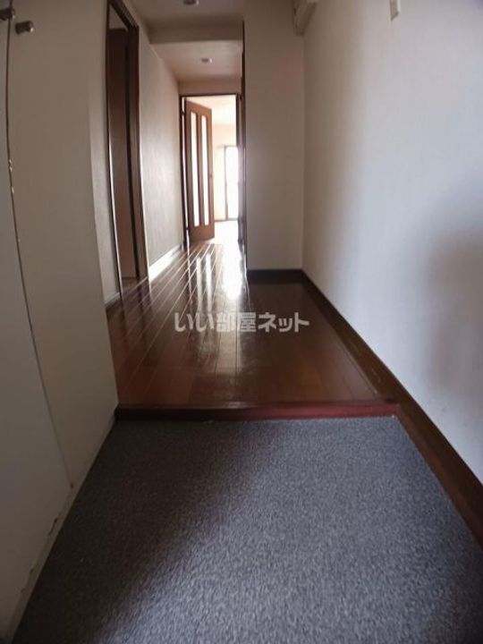 ベアーズ土山の玄関