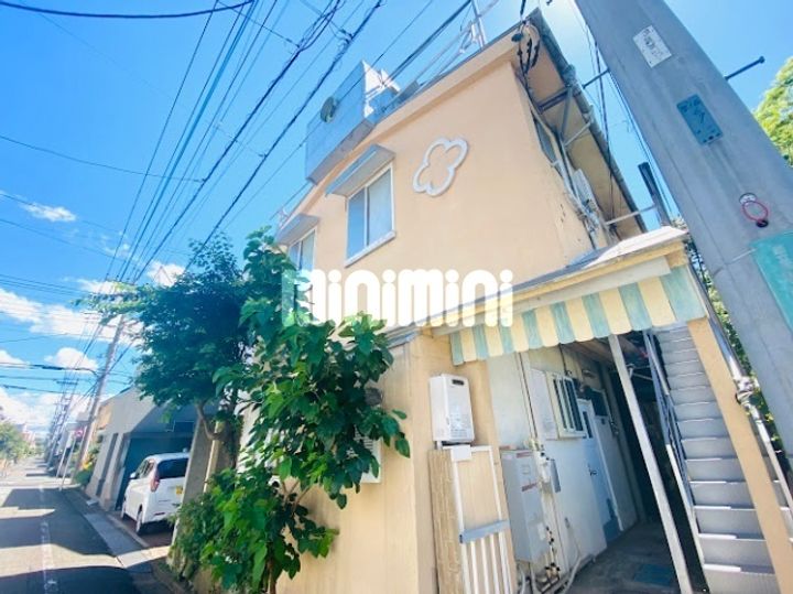 国立コーポの外観