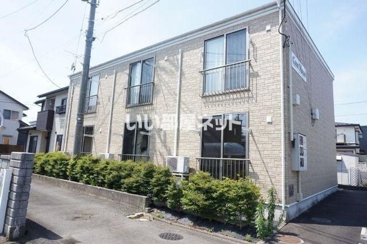 クレストハウスの外観