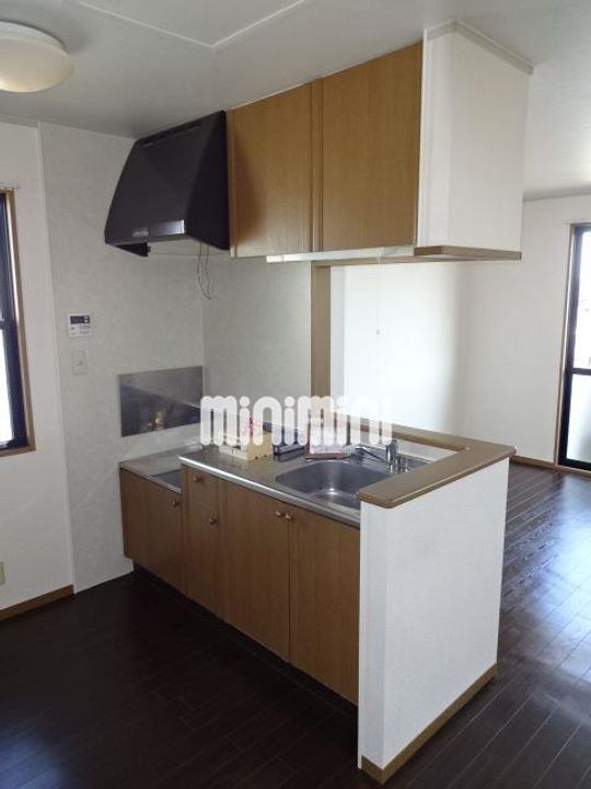 ロイヤルガーデン Cのキッチン