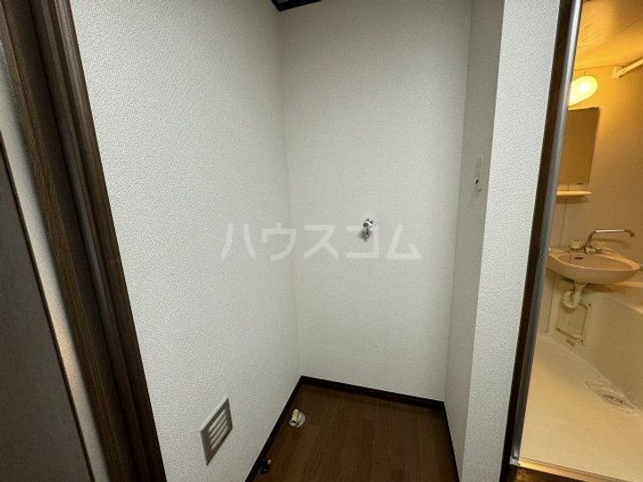 サラデカサの内装