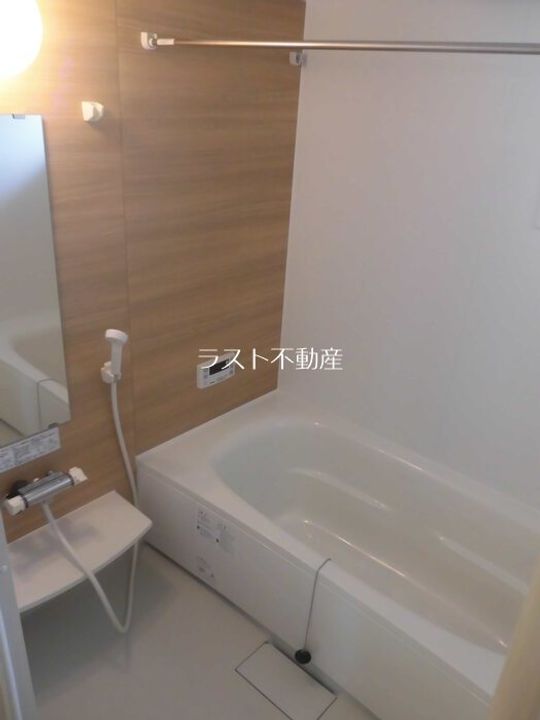 ヴィブァン B棟の風呂