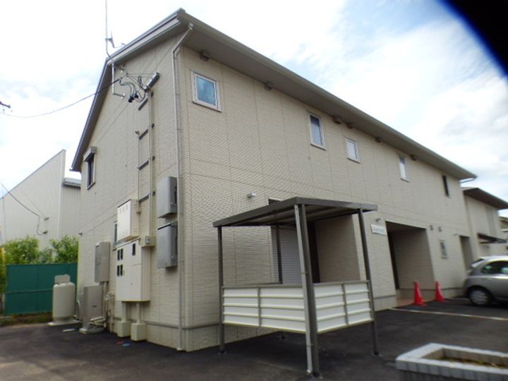 長野県上田市中央6(一戸建)の賃貸物件の外観