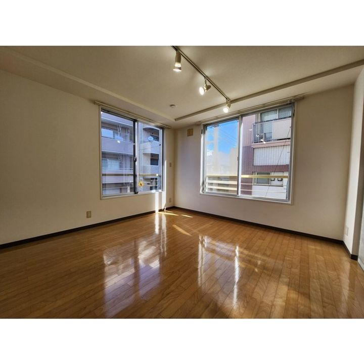 東京都大田区千鳥1(マンション)の賃貸物件の居間