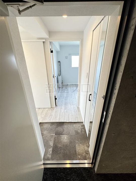 S-RESIDENCE西町の玄関