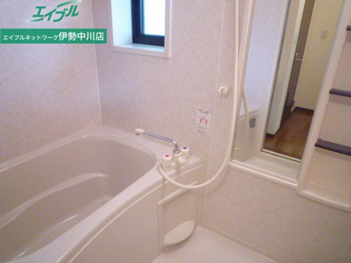 ラ ヴォーテ Aの風呂