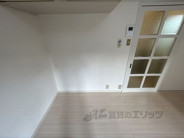 スタンドアップ本町の内装