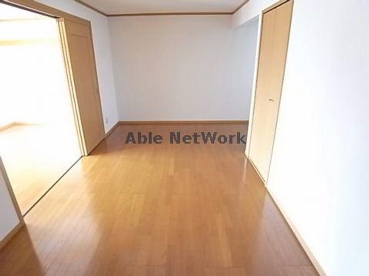 岐阜県安八郡神戸町大字神戸(アパート)の賃貸物件の居間