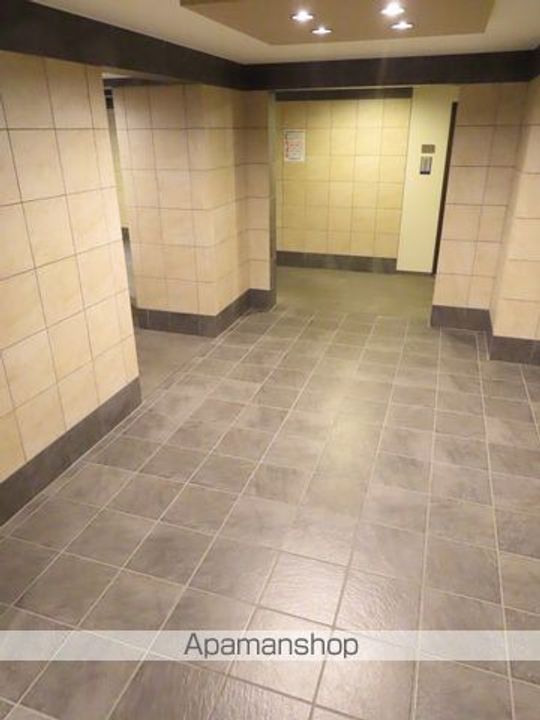 スカイコートパレス千川の地図