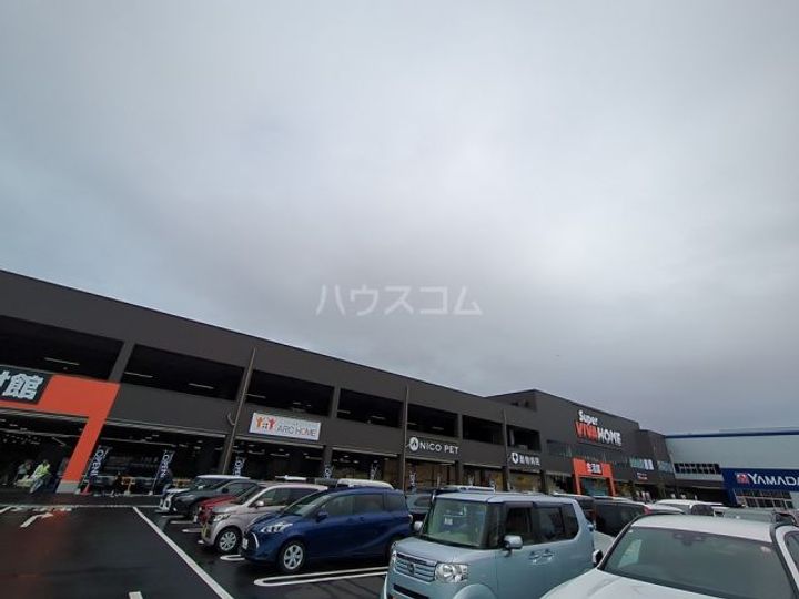 フォレナの周辺