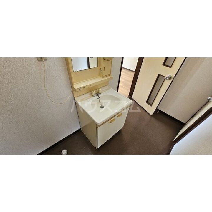 クレセントハウスの内装