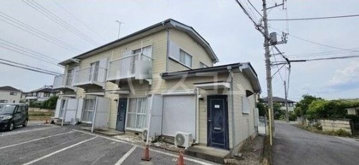 クレセントハウスの外観