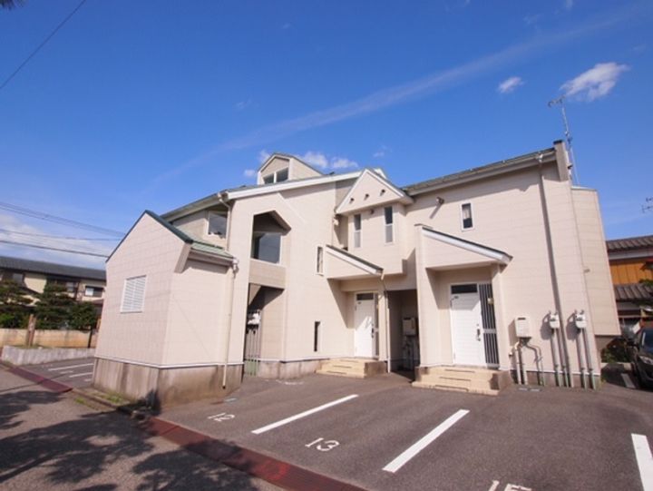 新潟県新発田市本町3(アパート)の賃貸物件の外観