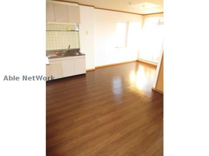 Miki House シャルマンの居間