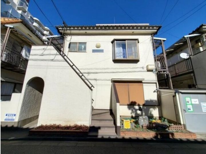 メゾンエトワール棟の外観