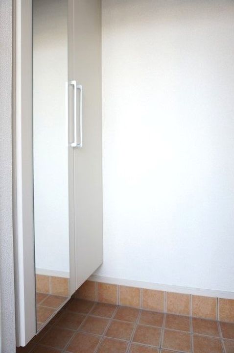 グランデ ポルトIIIの玄関