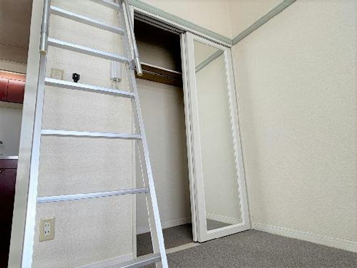 レオパレスフローリの内装