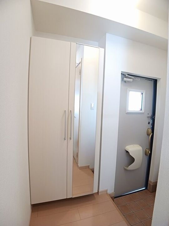 広島県福山市東深津町1(アパート)の賃貸物件の玄関