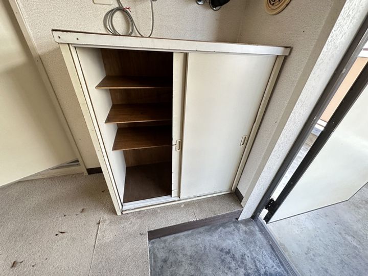 神奈川県相模原市緑区西橋本4(マンション)の賃貸物件の玄関