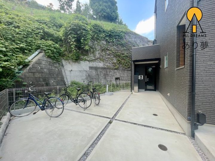 AURORA桜木町の地図