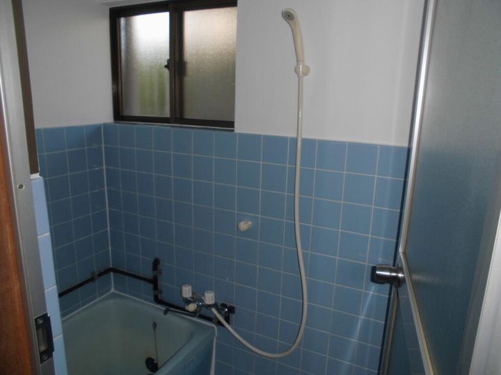 岡山県岡山市南区泉田4(アパート)の賃貸物件の風呂