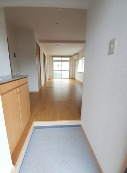 エルディム磯野の玄関