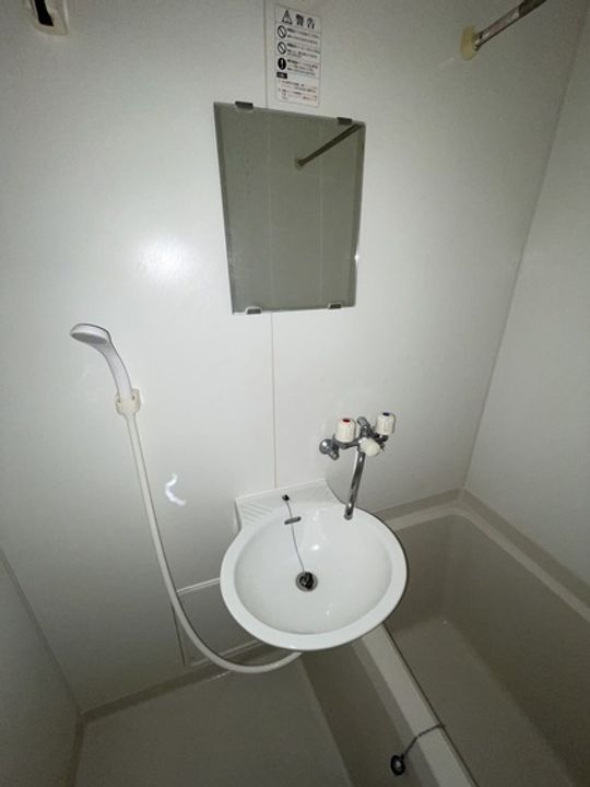 レオパレスエスポワールシェソワの内装