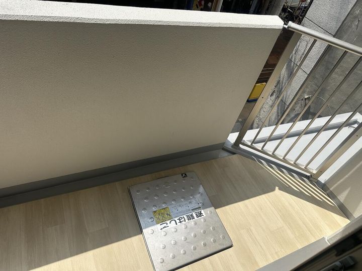 セオリー神戸ウエストゲートの内装