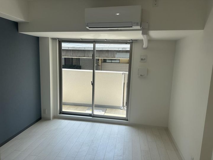 セオリー神戸ウエストゲートの居間