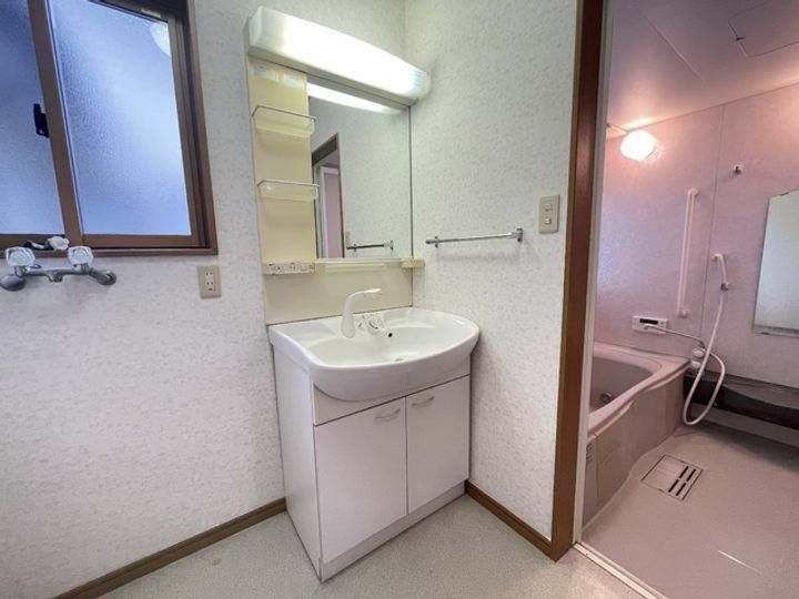 新潟県新潟市中央区弁天橋通2(一戸建)の賃貸物件の内装