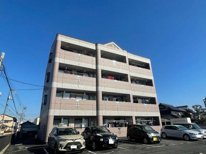 ティーワイケイの外観