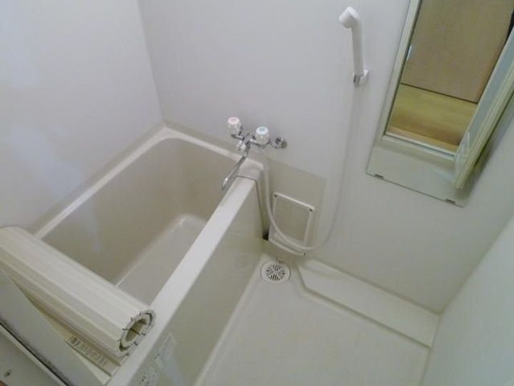 神奈川県厚木市妻田北4(マンション)の賃貸物件の風呂