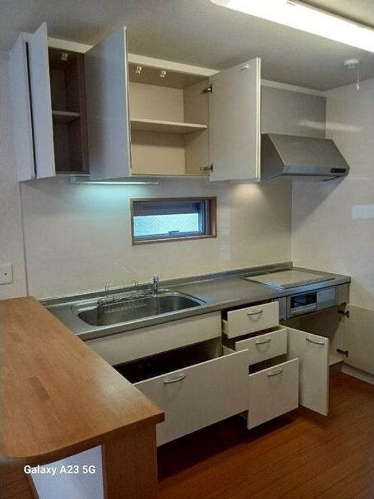 岐阜県羽島郡岐南町石原瀬1(一戸建)の賃貸物件のキッチン