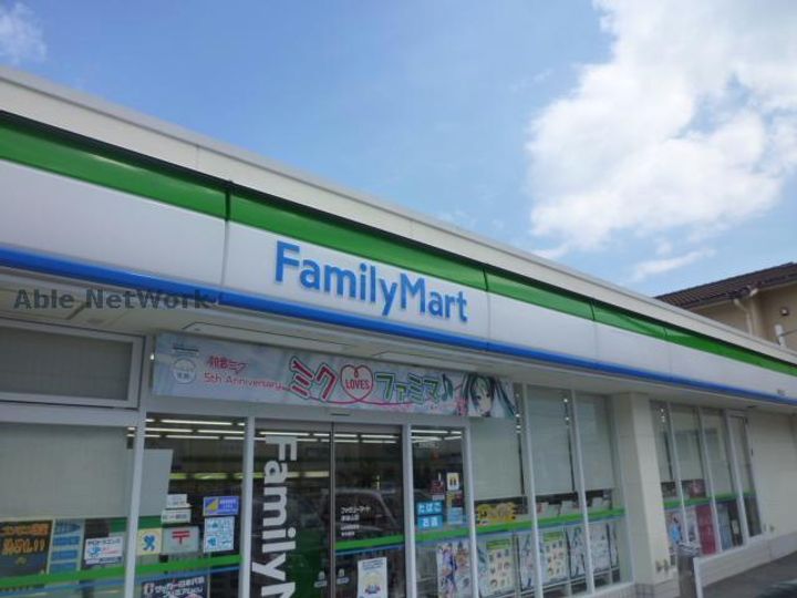 コンティノアールの周辺