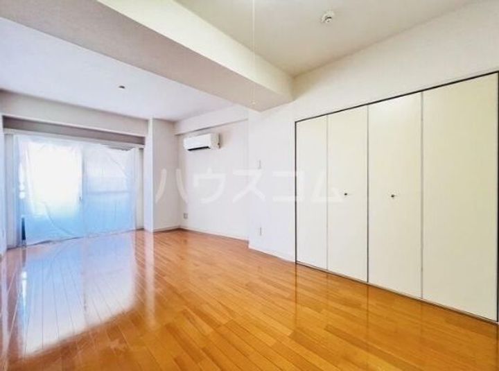 FRONT RIVERの内装