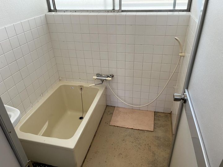 岡山県岡山市南区豊成1(一戸建)の賃貸物件の風呂