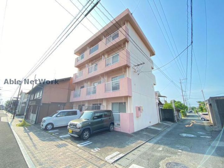 サンパワー片山の外観