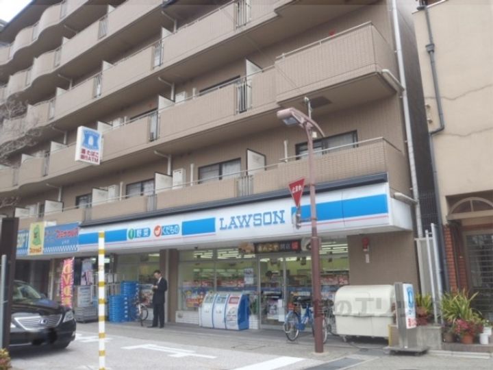 エクセレント山田の周辺