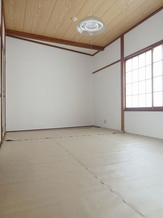 クラハウスの居間