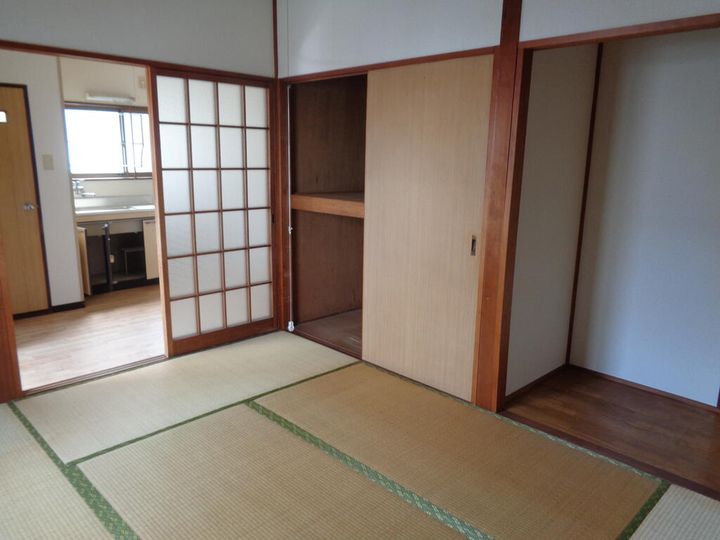 山口県山陽小野田市大字東高泊旭町(一戸建)の賃貸物件の居間