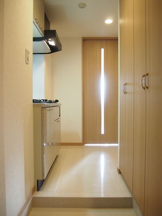 ルーブル市ヶ谷の玄関