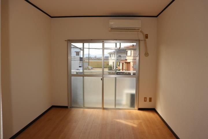 LUXYマンションの居間