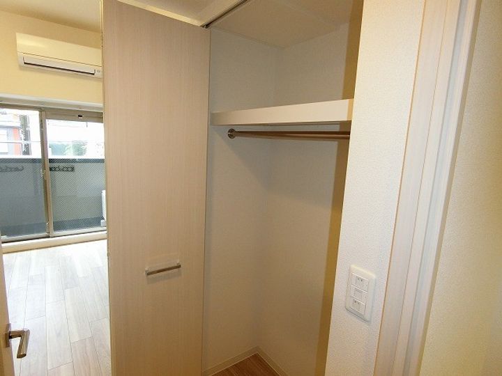 プレサンス堺筋本町駅前シェルの内装