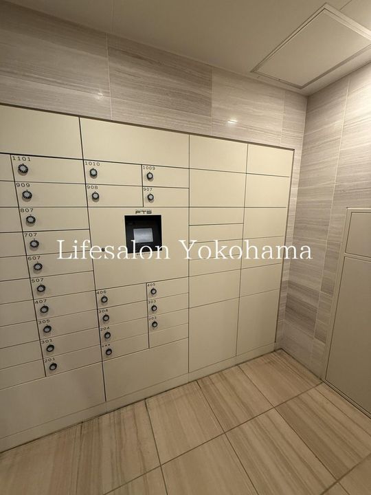 神奈川県横浜市港北区新横浜1(マンション)の賃貸物件の地図