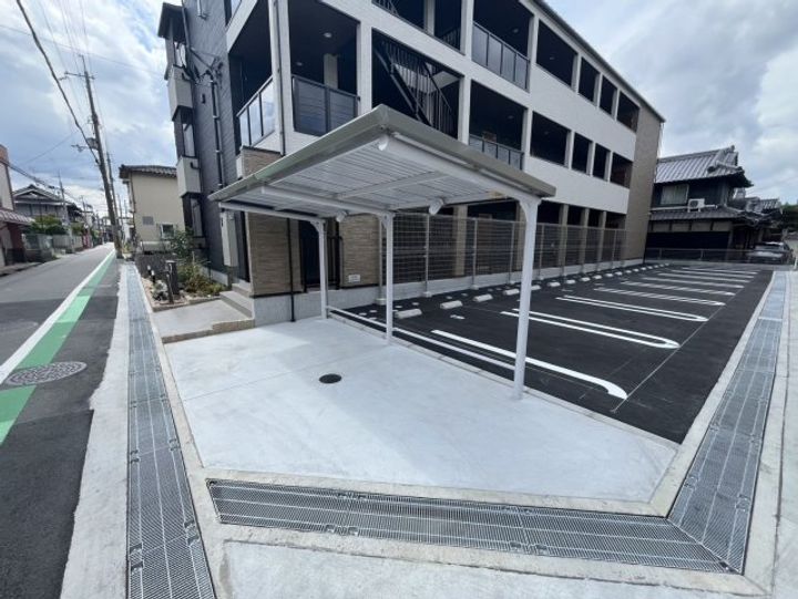 メゾンルミネ若松の地図